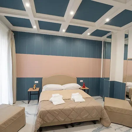 Pc Boutique H Loggia, By Clapa Group בית הארחה 2*