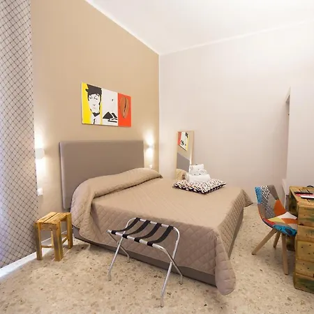 Pc Boutique H Loggia, By Clapa Group 2* נאפולי